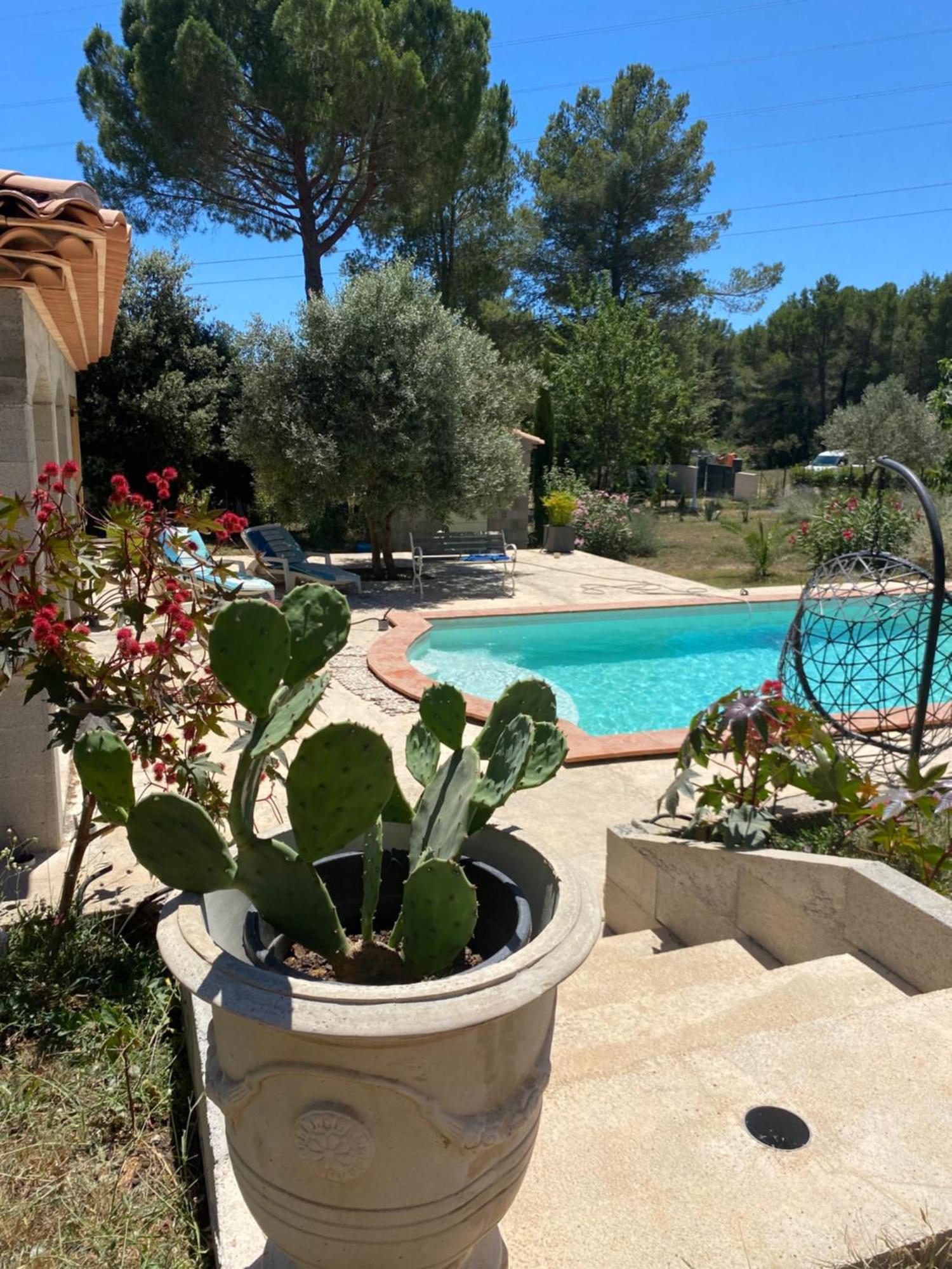 La Roulotte De Holiday home La Motte (Var)